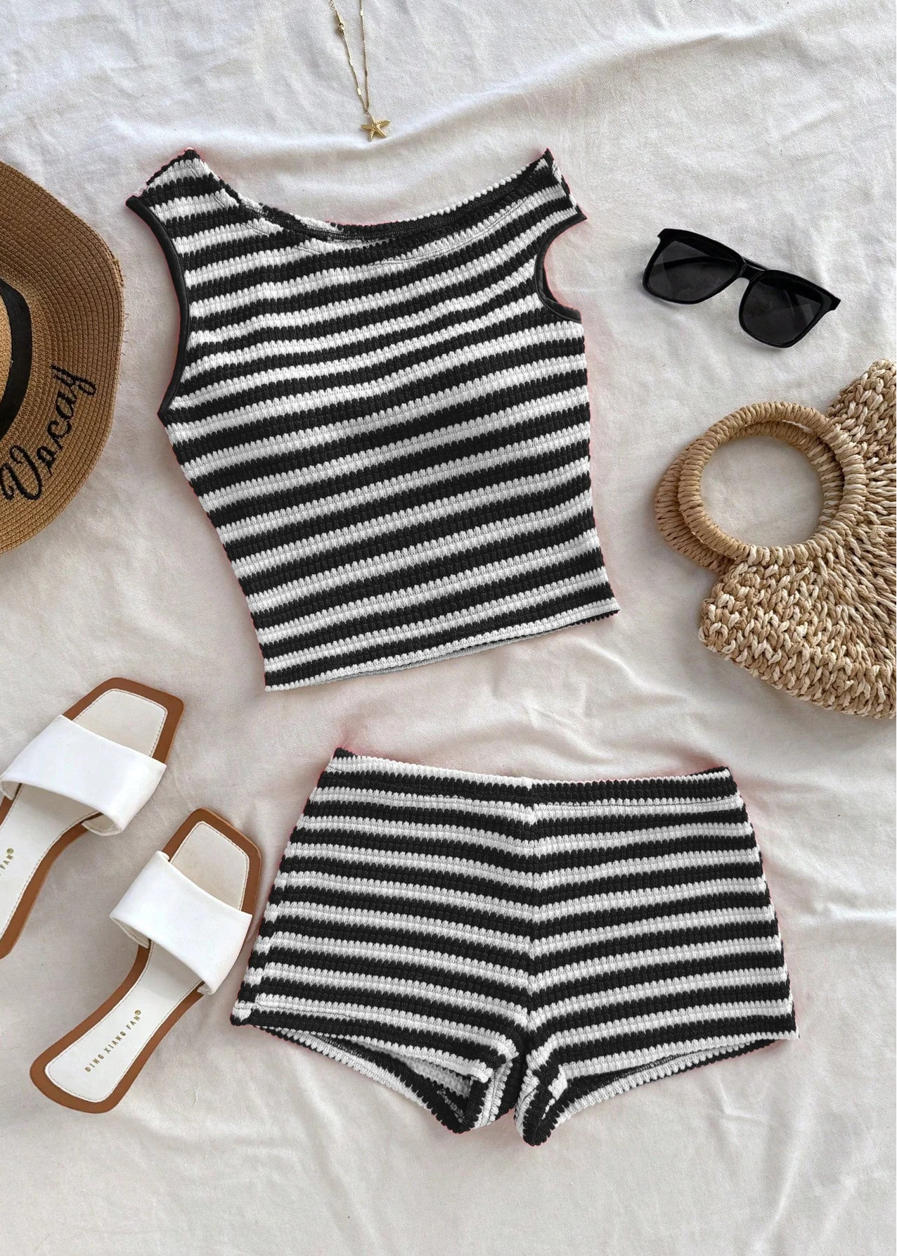 Knitted Stripe Set